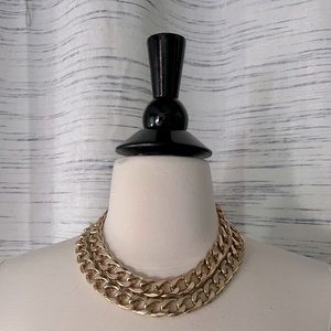 Fashion Nova chain choker
